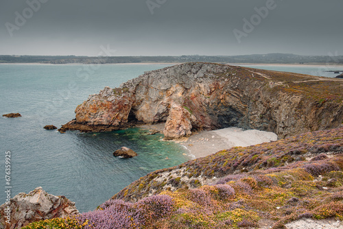 Hiking on the cliffs of Crozon. 