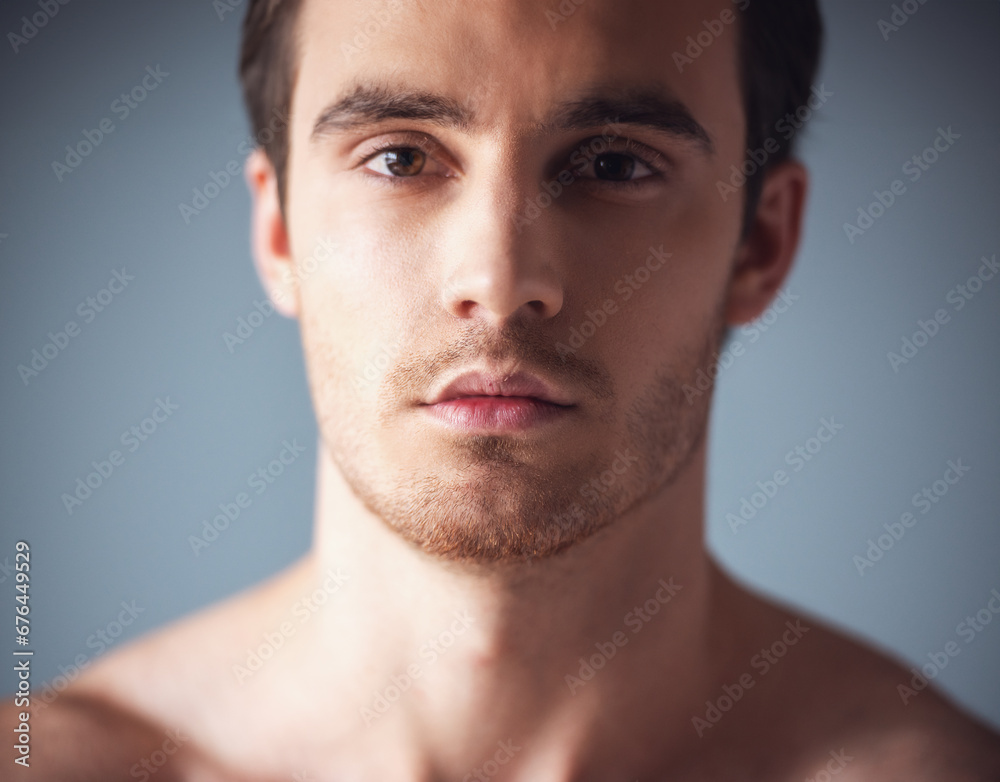 Obraz premium Handsome young man