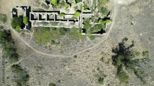 Ruínas Abandonado Sanatório Albergaria Grandella Desmoronamento Desabitado Destruído Obra Construção Parque Municipal Cabeço de Montachique Ribas de Cima Fanhões Lisboa Portugal Cabeço de Montachique