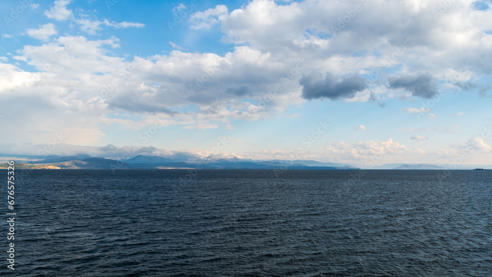 Lake Yellowstone, Yellowstone National Park Lake Yellowstone, Yellowstone National Park