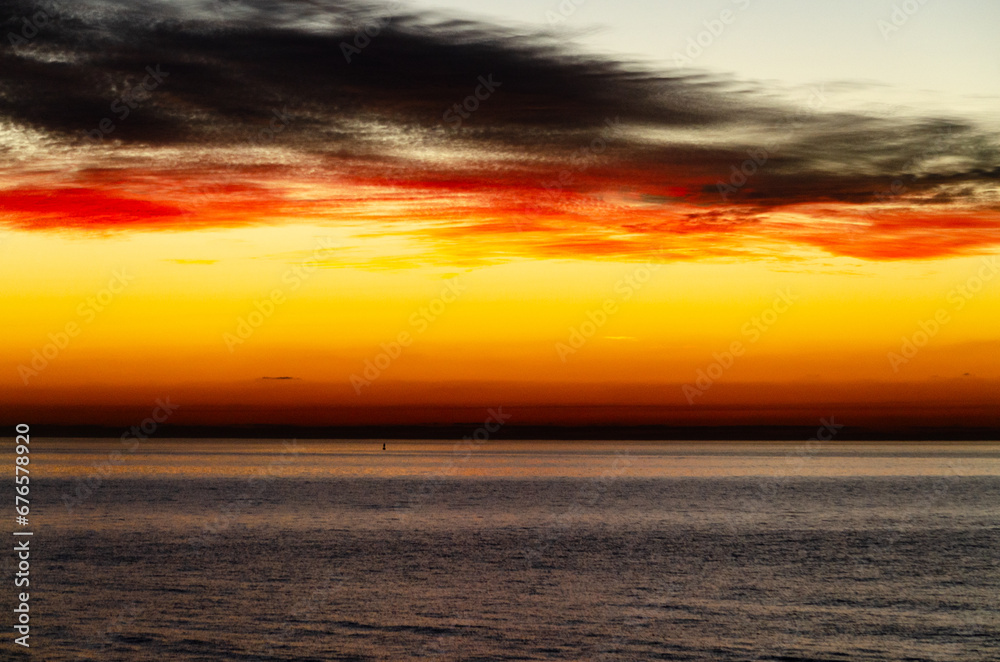 Fototapeta premium pre-dawn clouds over the ocean