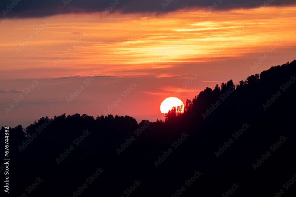 Obraz premium sunset in the mountains