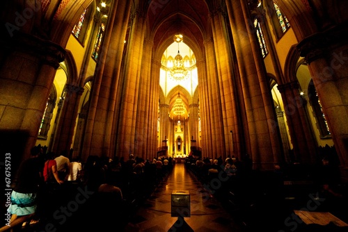 Arquitetura do interior da Catedral da Sé, igreja Matriz da cidade de São Paulo. photo