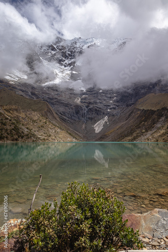 paisagem natural na região da Laguna Humantay, no povoado de Soraypampa, Peru photo