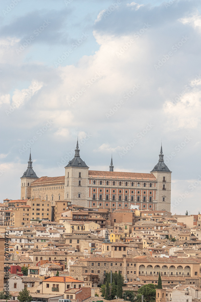 Ciudad y alcázar Toledo, España