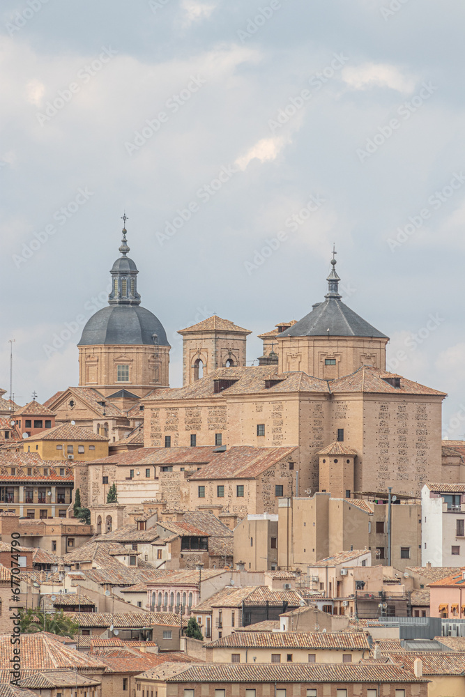 Ciudad de Toledo, catedral y alcázar, España