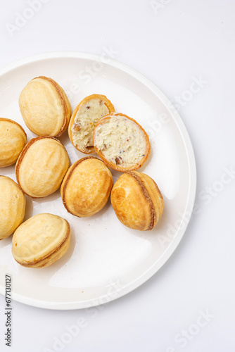 Cookies "Nuts" with custard walnut cream