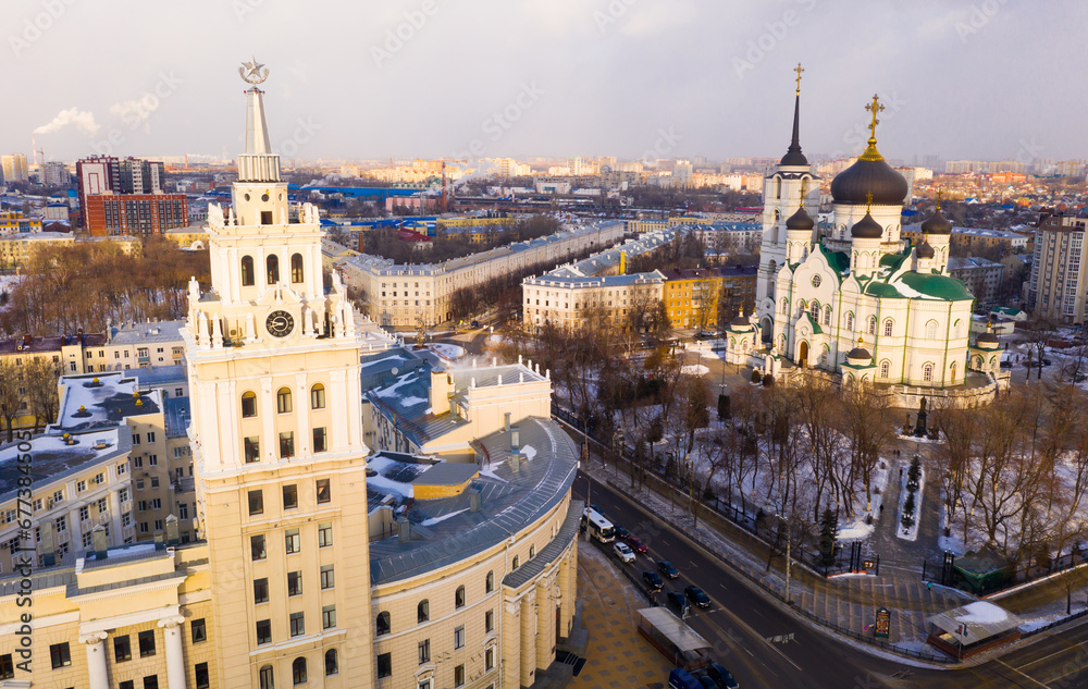 Obraz premium Aerial view of main Cathedral and Southeast Railway Building in Voronezh on a sunny winter day, Russia