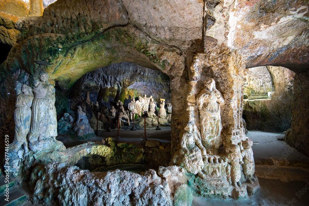 Obraz premium Cave Church of Piedigrotta - Italy
