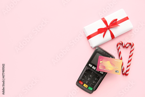 Payment terminal with credi...