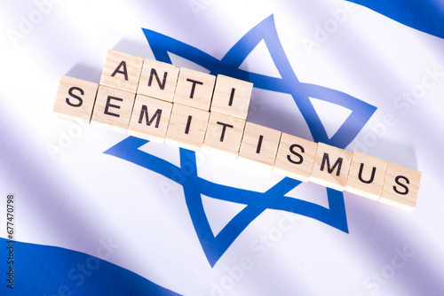 Flagge von Israel und Antisemitismus photo