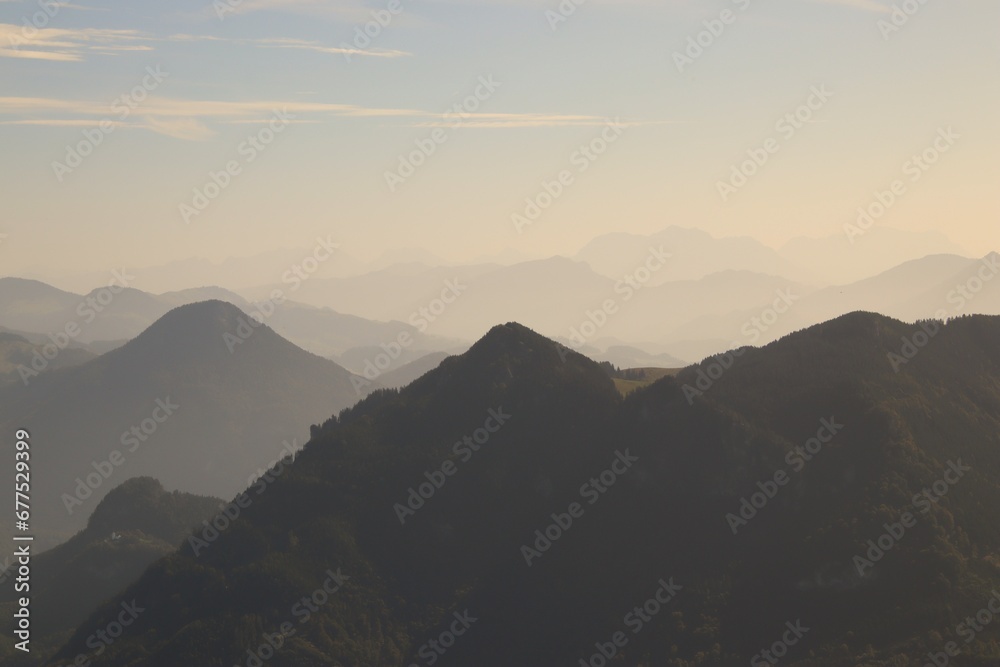 Obraz premium mountain panorama in the mornig light