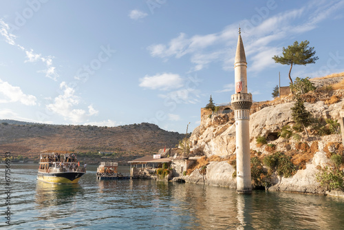 Fototapeta Naklejka Na Ścianę i Meble -  Gaziantep Halfeti view. They are boats and look great at sunset.