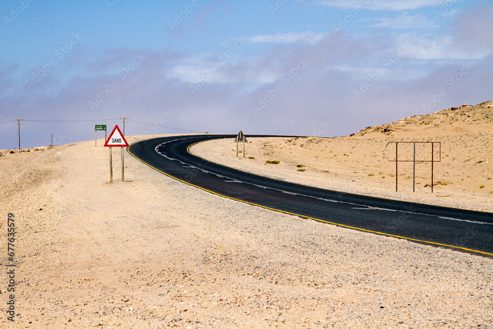 Fototapeta premium road to nowhere in Namibia