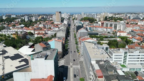 Casa Música Porto Portugal Concertos Arquitetura Ícone Cultura Auditório Sala Orquestra Espetáculos Acústica Design Vanguarda Rotunda Boavista Tráfego Monumento Praça Avenida Esculturas Modernidade photo