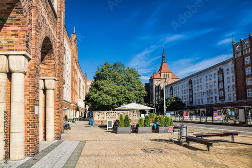 rostock, deutschland - lange straße mit marienkirche im hintergrund photo