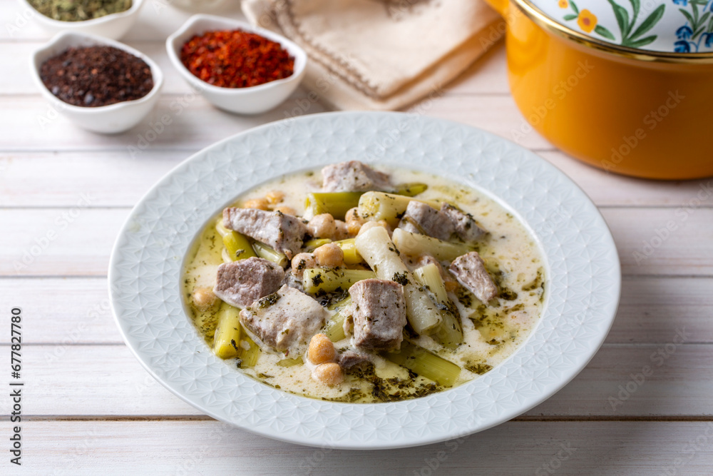Siveydiz; (Turkey - Antep Style Local Food) is an Antep dish made with fresh garlic and lamb. Turkish name; Siveydiz