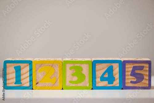 Educational Wooden Blocks for Baby/Toddler Learning - Counting to five, 1, 2,3,4,5 wooden block., Numbers concepts and education. Mathematics. 