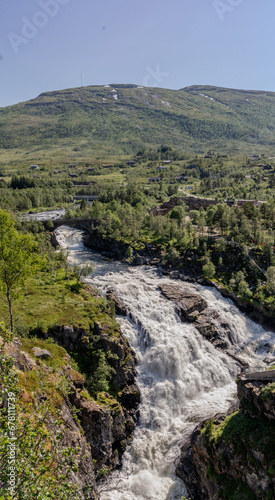 M  b  dalen a narrow valley in Eidfjord Municipality in Vestland county  Norway