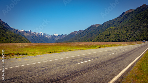 Road through picturesque New Zealand south island location