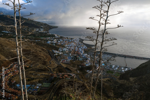 The Concepción viewpoint offers us unbeatable panoramic views of Santa Cruz de La Palma and the Las Breñas area. But also a great perspective of the ocean, much of the eastern coastline of La Palma