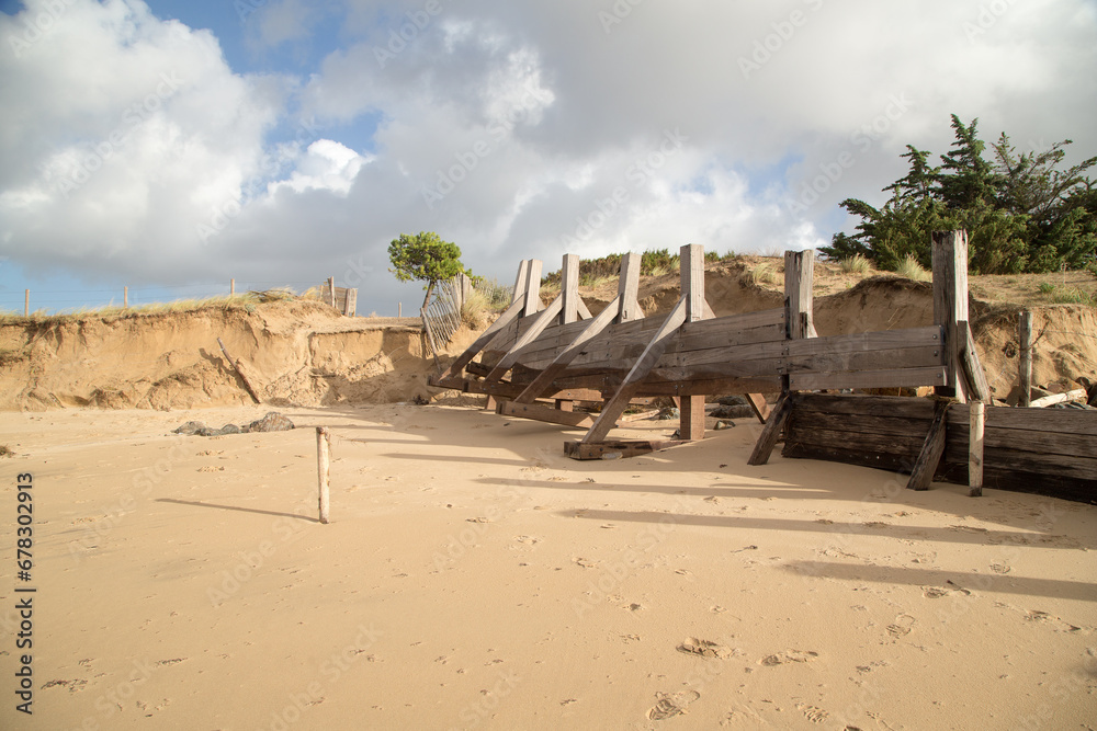 rosion-c-ti-re-suite-une-temp-te-recul-de-la-dune-et-pi-de