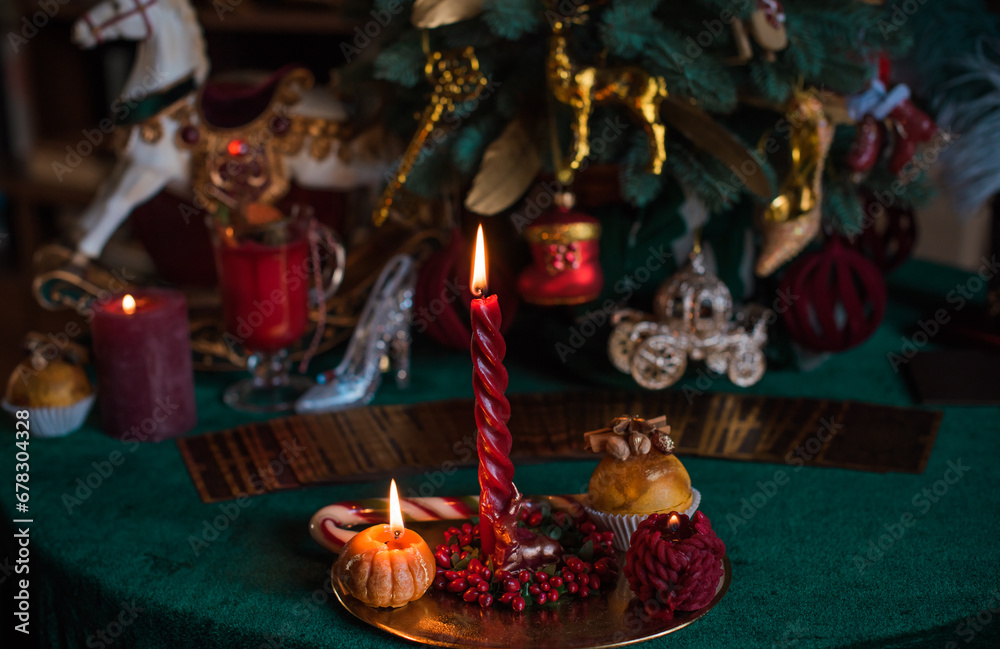 Naklejka premium Magic Christmas time illustration. Red New Year Candles at home