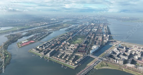 IJburg is a district in Amsterdam , in the East district . Characteristic of the district is that it is located on an archipelago of artificial islands in the IJmeer. photo