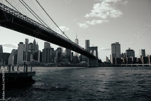 Brooklyn Bridge on a sunny day  grayscale