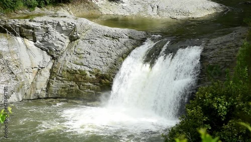 Raukawa Falls on the Mangawhero River in the Manawatu-Wanganui region of New Zealand.