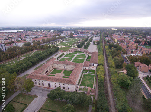 Mantova, giardini Palazzo Te