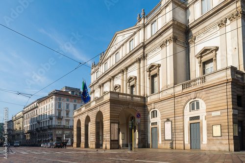 Canvastavla Milan city, Italy