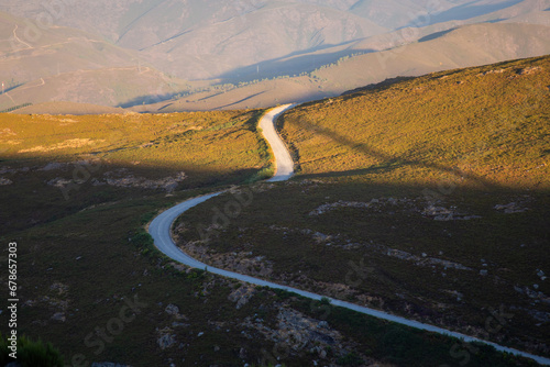 Estrada em serra
