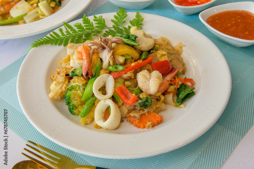 Stir-fried glass noodles with mixed seafood Stir-fried glass noodles with mixed seafood