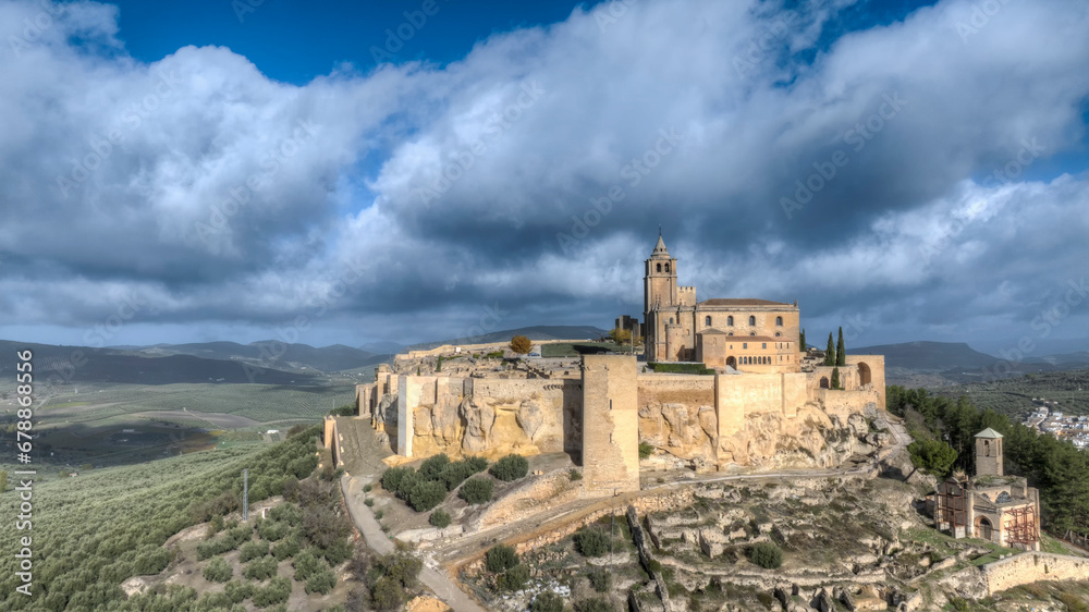 hermosos monumentos de España, fortaleza de la Mota en el municipio de Alcalá la Real