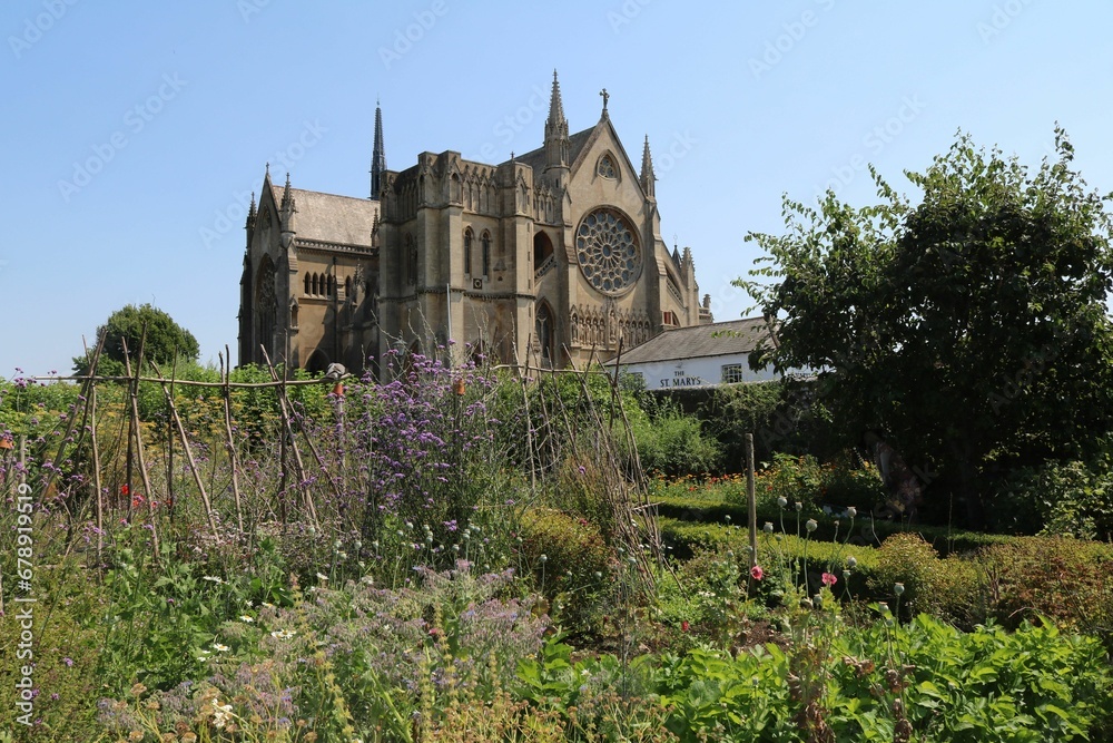 Obraz premium View of the Arundel Cathedral of Our Lady and St Philip Howard from a garden