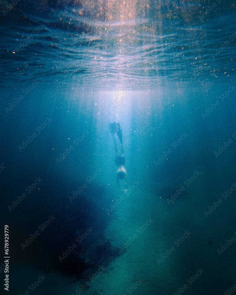 Naklejka premium into the deep water