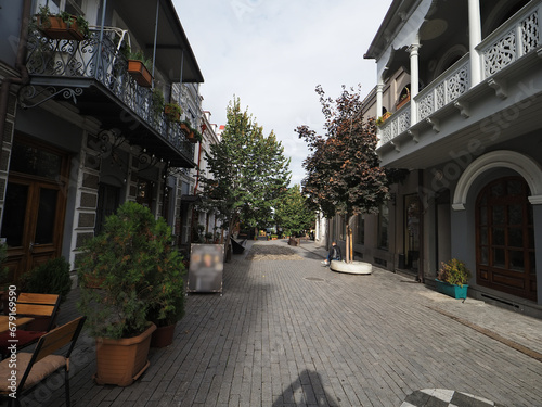 Fototapeta Naklejka Na Ścianę i Meble -  Tbilisi streets and courtyards