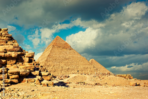 View of the Great Pyramids of Giza - Pyramid of Khafre  Chephren  and then Pyramid of Khufu  Cheops . Western Desert  Giza  Cairo  Egypt