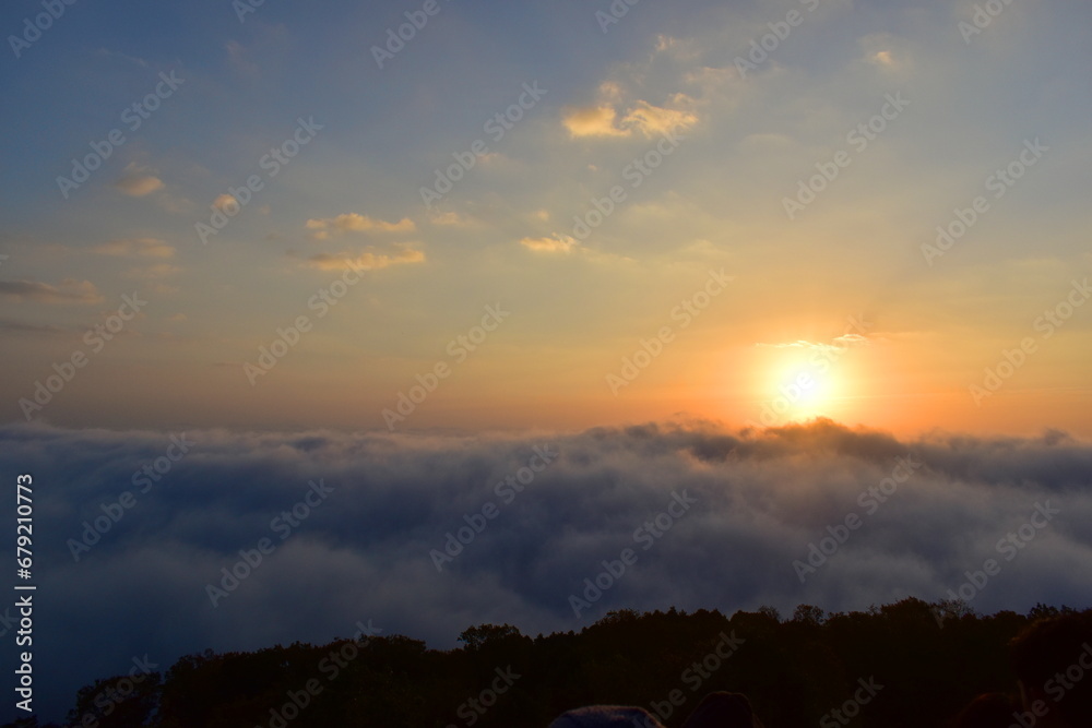 高谷山　高谷山霧の海展望台　広島　日の出　雲海
