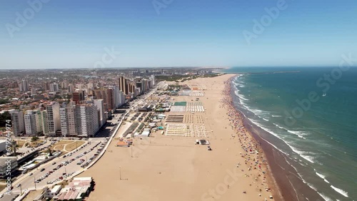 videos en 4k de la ciudad balnearia de Necochea, provincia de Buenos Aires, Argentina photo