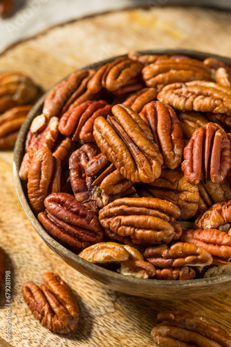 Raw Organic Dry Pecan Nuts