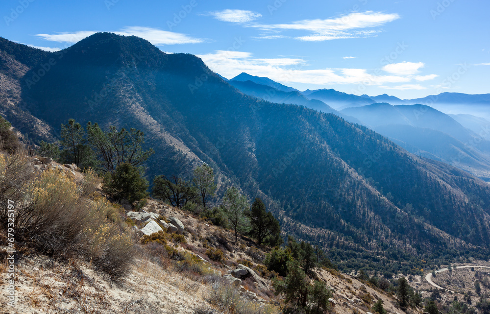 Fototapeta premium Clouds over valleys in the Sierra Nevada Mountains, California, USA