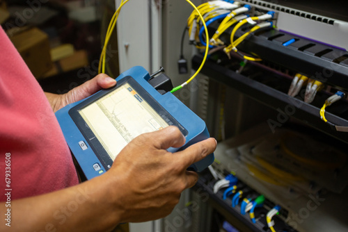 Canvastavla Testing signal  Fiber optic cables for readiness for use