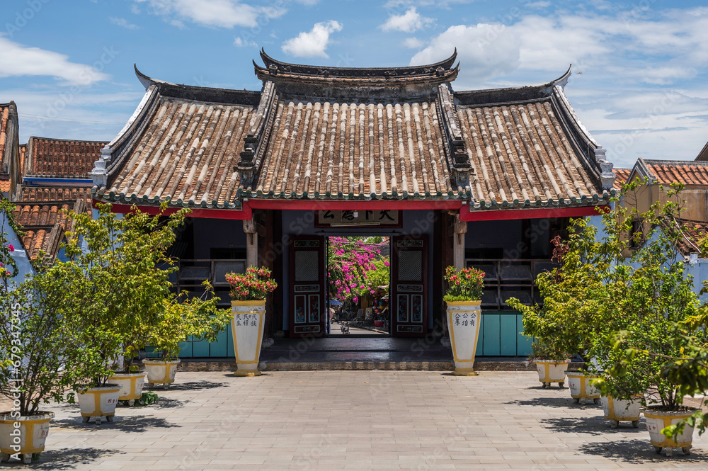 Chinese Assembly Hall of Hoi An. Also known as Duong Thuong Assembly Hall or Chinese Assembly Hall, Ngu Bang Assembly Hall was formed as a place for community activities of the Chinese people