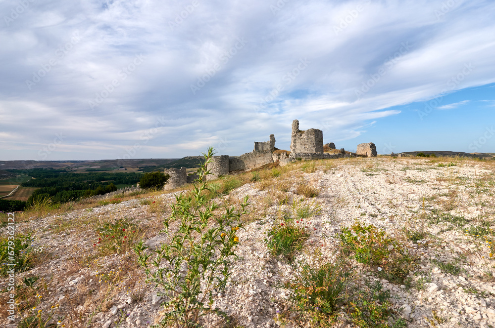 Ruins of the castle and walls of Fuentidueña