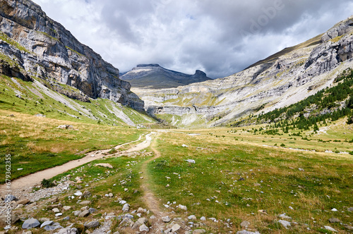 Soaso Glacier cirque. Ordesa Natural park