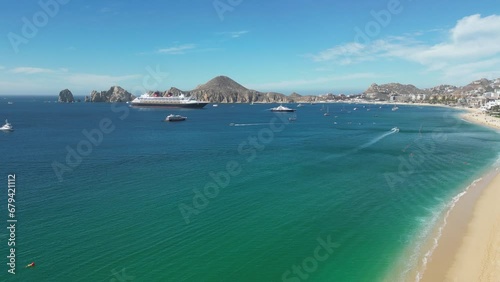 Yatchs and Cruise ships in the bay of Cabo San Lucas 