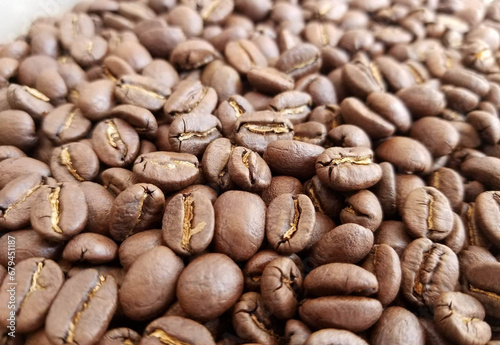 Roasted coffee beans (Light roast : Kenyan coffee)