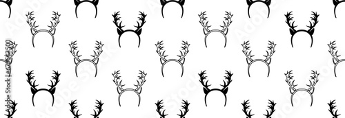 Christmas wreath with deer antlers on a white background. Festive headdress. Seamless pattern.